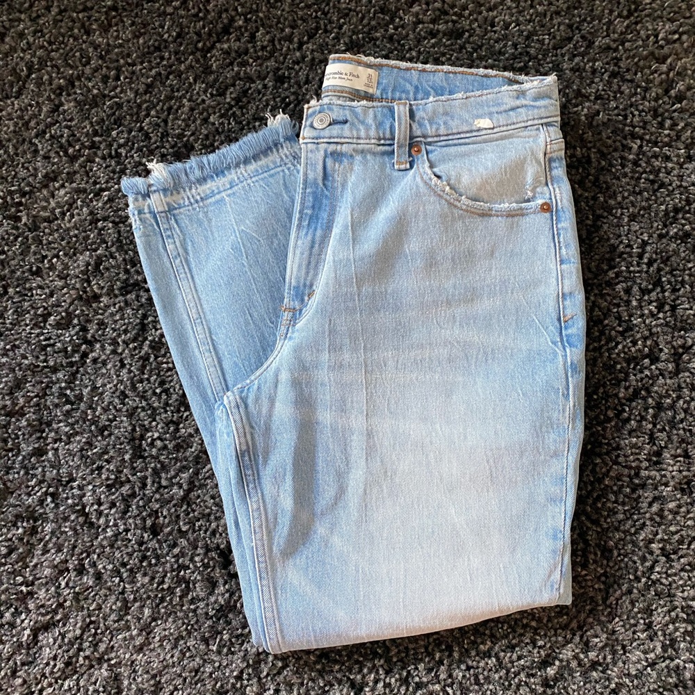 Abercrombie high rise ankle mom jeans
